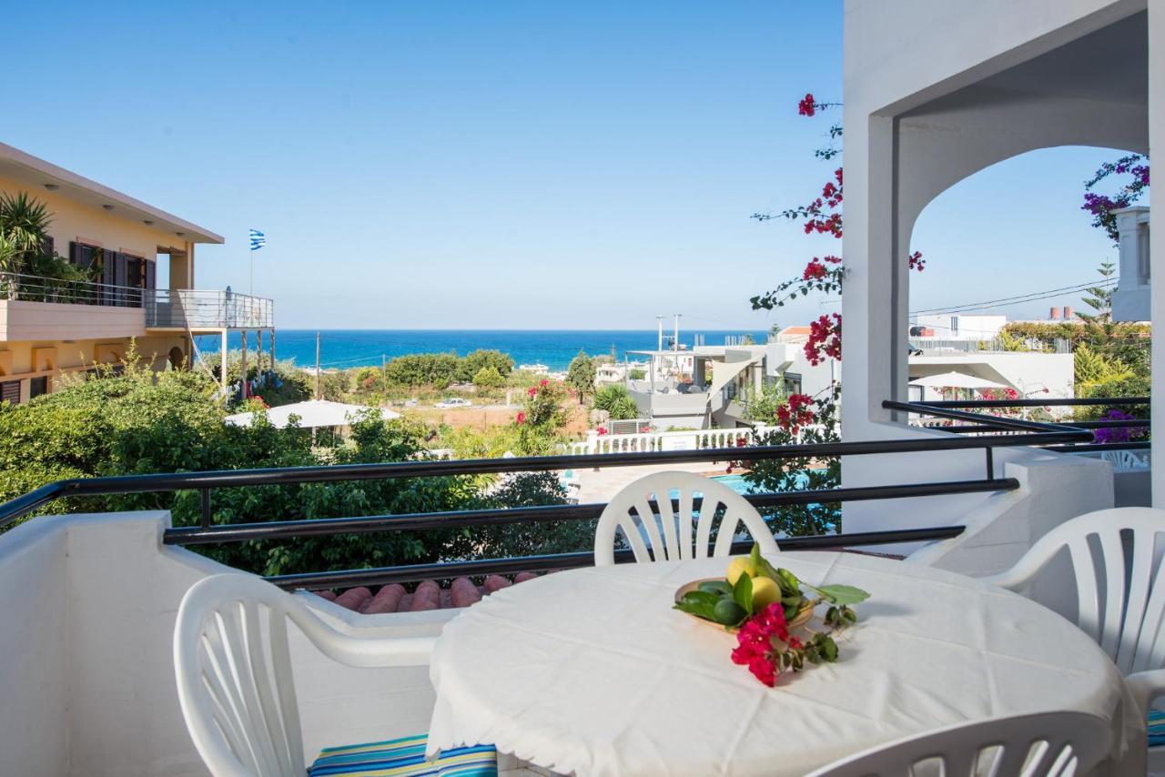 Rouladina Apartments Stalós Екстериор снимка