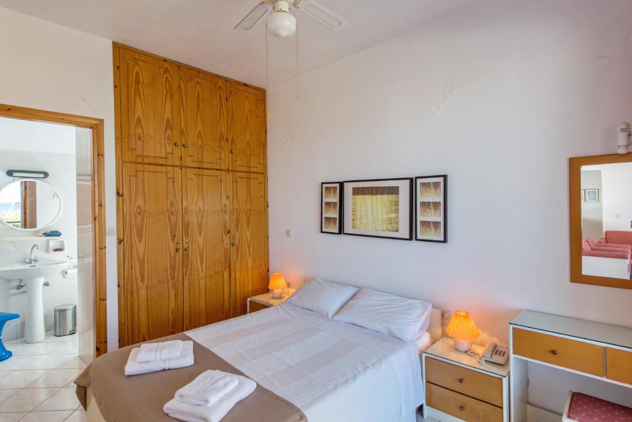 Rouladina Apartments Stalós Екстериор снимка