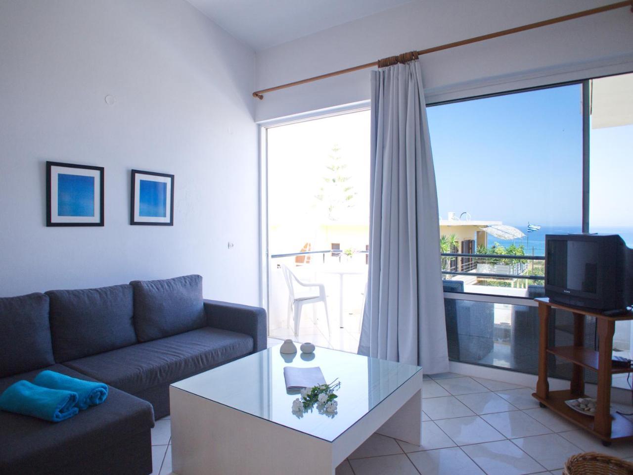 Rouladina Apartments Stalós Екстериор снимка